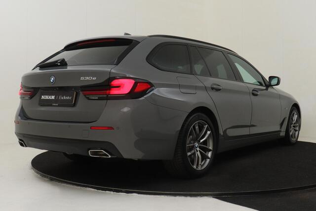 BMW 5-SERIE TOURING 530E BUSINESS EDITION PLUS -POWER SEATS|STOEL&STUURWIELVERWARMING|TREKHAAK|CAMERA