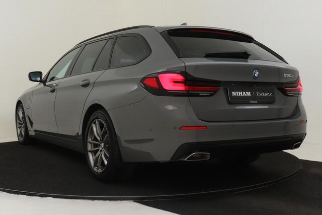 BMW 5-SERIE TOURING 530E BUSINESS EDITION PLUS -POWER SEATS|STOEL&STUURWIELVERWARMING|TREKHAAK|CAMERA