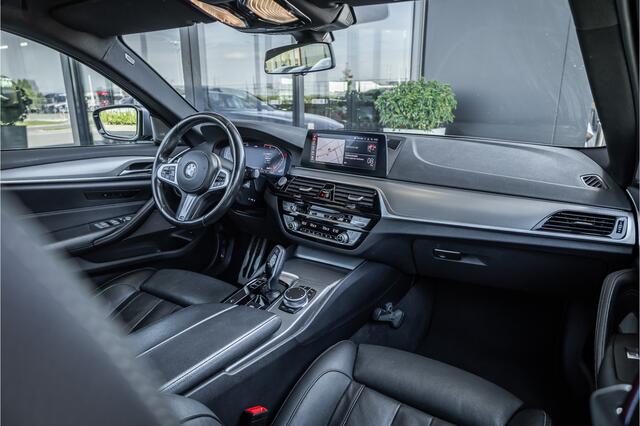 BMW 5-SERIE 520i High Executive Edition - M Sport | H&K | Stoelkoeling | Memory | HUD
