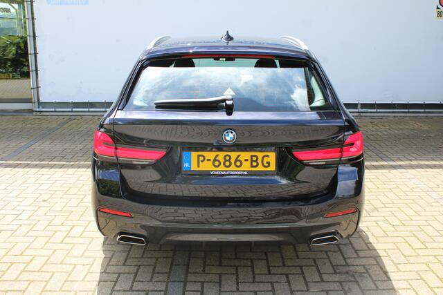 BMW 5-SERIE Touring 520e Business Edition Plus M-sport | Incl. 12 maanden Garantie | 1e Eigenaar | BMW Laser koplampen | Elektrisch verstelbare stoelen met memory | Stoelverwarming | Apple CarPlay/Android Auto | Elektrisch verstelbaar stuur | Elektrische kofferbakkle