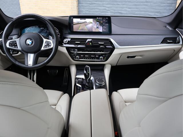 BMW 5-SERIE 530e High Executive M Sport Schuifdak | HUD | Massage | ACC | Comfortstoelen | Haak