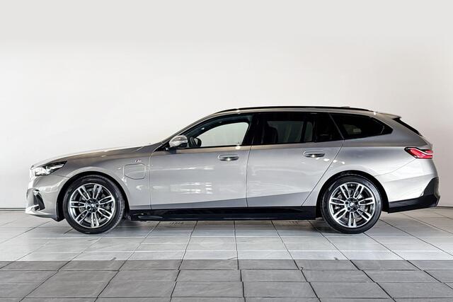 BMW 5-SERIE Touring 530e M Sport Edition