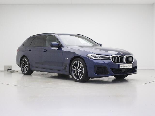 BMW 5-SERIE Touring 530e High Executive | Adaptief Onderstel | Panorama Dak | Keyless | Comfort Stoelen | Driver Ass Prof. | Laser | Head Up | Shadow Line
