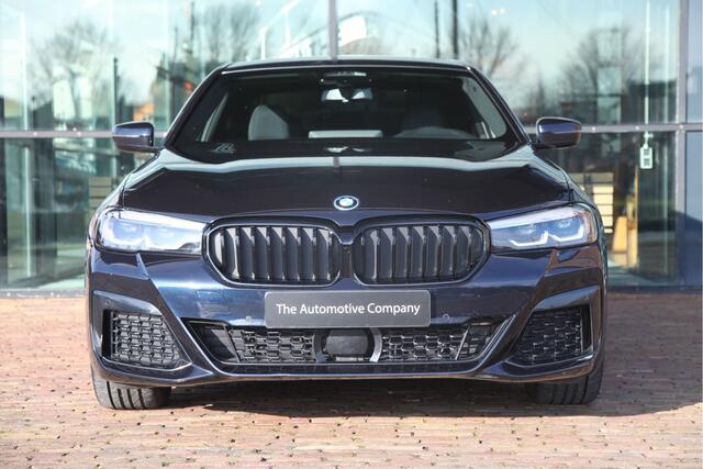 BMW 5-SERIE 530e M Sport |HIFI|Stuurver|Drivingass|CarbonZwart|