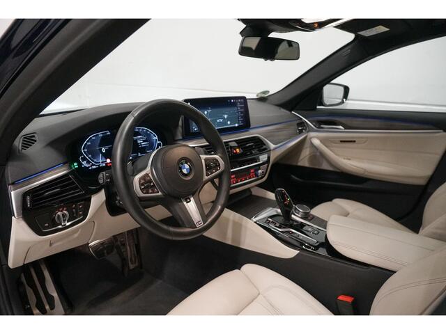 BMW 5-SERIE 530e xDrive M-Sport | Schuifdak | Nappa leder | CoPilot | Laser