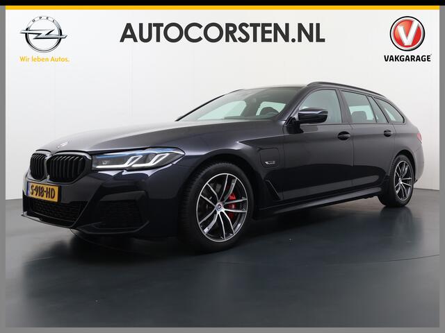 BMW 5-SERIE Touring 530e 292PK Hybrid xDrive M-Sport Leder Elek.Comfort Stoelen+Memory+Verwarmd Shadow Line Live Cockpit Pro Apple Carplay/Android Auto Ecc Business Edition Plus Elek.Achterklep Aero-Pack 4WD AWD Pdc DAB+ Led+High Beam Assist Cruise Control Wifi Deale
