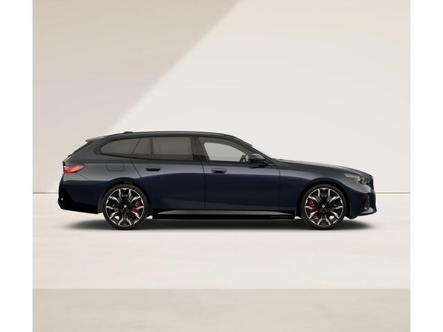 BMW 5-SERIE Touring 550e xDrive - M-Sport Pro - Pano - Bowers & Wilkins - NP 111.000