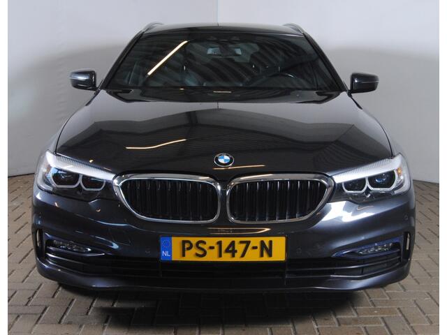 BMW 5-SERIE Touring 520d Executive | Automaat | Elec achterklep | Cruise |