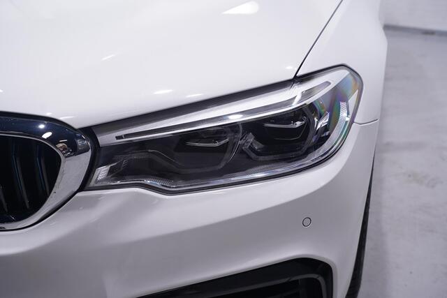 BMW 5-SERIE 530e M Sport Head-up Apple Carplay Camera Stoelverwarming