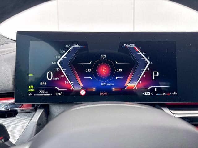 BMW 5-SERIE Sedan 520i | Stoelventilatie | Trekhaak | Panoramadak | Comfort Pack |