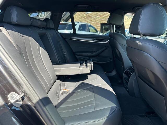 BMW 5-SERIE 530E Business Ed PLUS, M Sport, Xenon, Leder