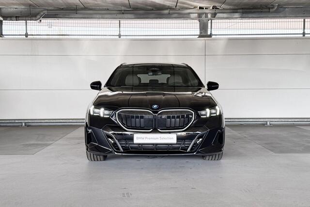 BMW 5-SERIE Touring 530e M-Sport