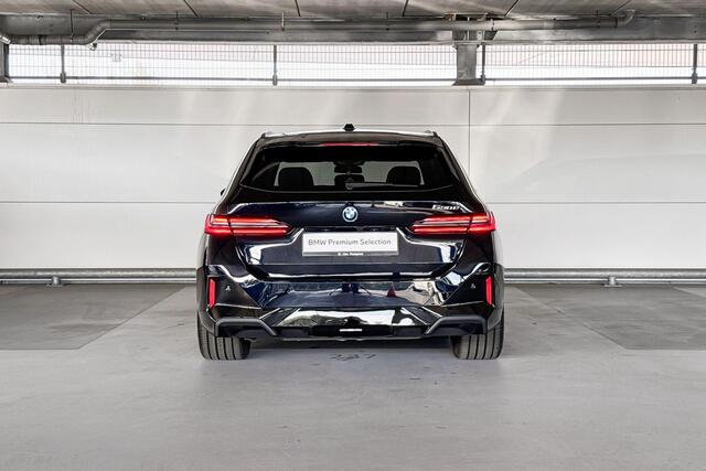 BMW 5-SERIE Touring 530e M-Sport