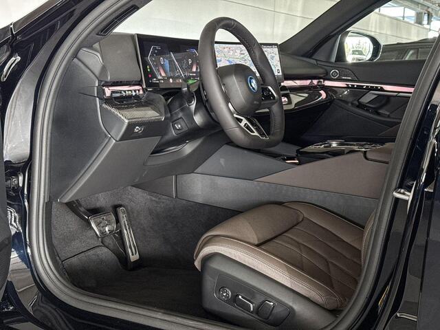 BMW 5-SERIE Touring 530e M-Sport