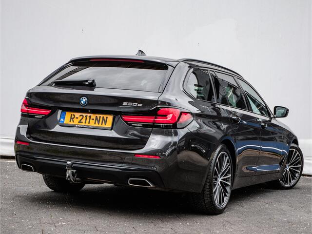 BMW 5-SERIE Touring 530e Business Edition Plus Trekhaak/ Nappa Lederen int./ Stoelverwarming/ Camera/ Laser LED