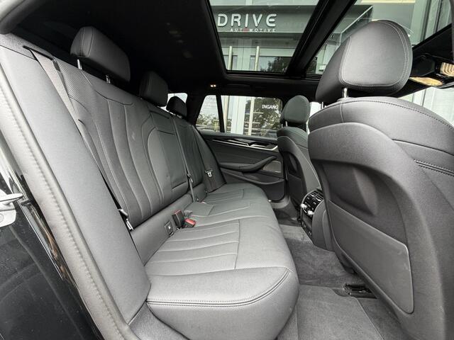 BMW 5-SERIE Touring 530e xDrive Bus Ed. Plus |Pano|H/K|4W Steering|CoPilot|HUD|Laser