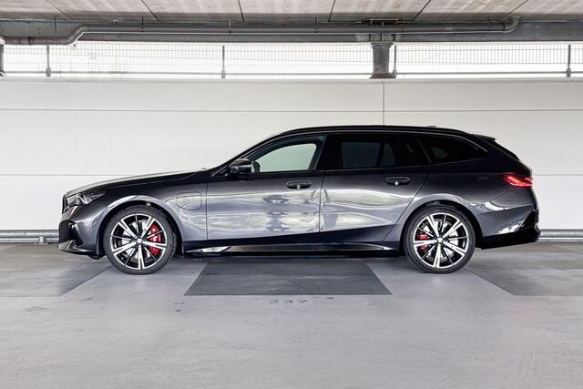 BMW 5-SERIE Touring 550e xDrive M-Sport