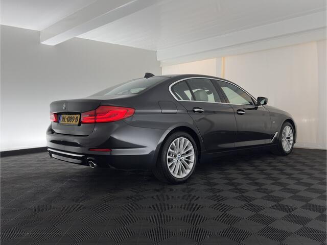 BMW 5-SERIE 520d High Executive Luxury-Line Aut. *LEDER | FULL-LED | MEMORY-PACK | DIGI-COCKPIT | HEATED-COMFORTSEATS | AMBIENTLIGHT | NAVI-FULLMAP | ECC | PDC | CRUISE | 18''ALU*
