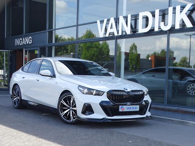 BMW 5-SERIE 530e M Sport Edition Drive-assistent-Plus Harman/Kardon Ada.led-koplamp 20'' LM Velgen