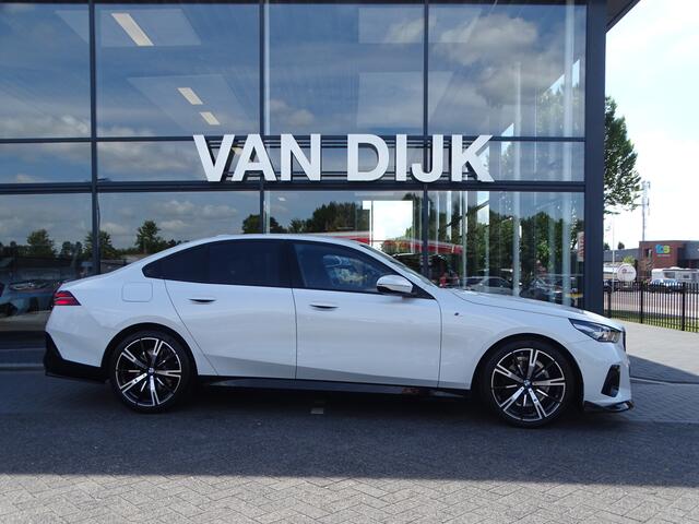 BMW 5-SERIE 530e M Sport Edition Drive-assistent-Plus Harman/Kardon Ada.led-koplamp 20'' LM Velgen