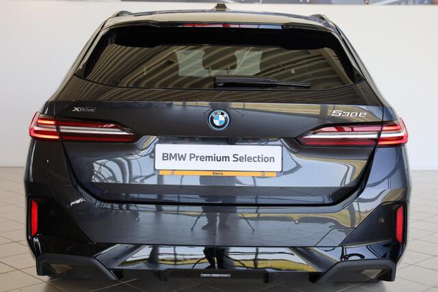 BMW 5-SERIE Touring 530e xDrive | M Sportpakket | Panorama Dak | Harman/Kardon | Driving Assistant Professional