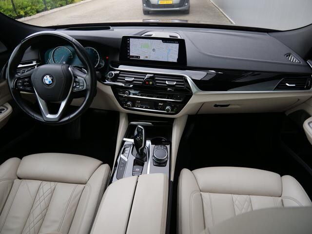 BMW 6-SERIE Gran Turismo 630i High Executive 259 Pk Automaat Navi / DAB / Apple Carplay / Camera / Leer / Pano-dak