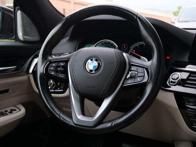 BMW 6-SERIE Gran Turismo 630i High Executive 259 Pk Automaat Navi / DAB / Apple Carplay / Camera / Leer / Pano-dak