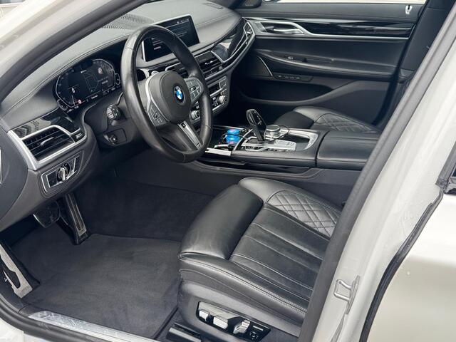 BMW 7-SERIE 745e High Executive M-Sport | Schuifdak | Laser | HUD |