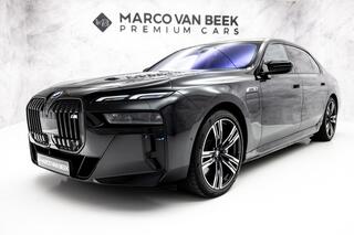 bmw-7-serie-m760e-xdrive--pano-sky
