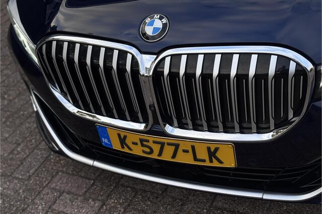 BMW 7-SERIE 745e High Executive | Schuif-Kanteldak | 4-WS | Comfortleder | Soft-Close | Head-Up | Alcantara hemel
