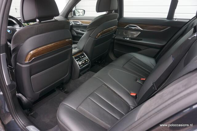 BMW 7-SERIE 730d xDrive High Executive M-Pakket | Schuifkantel | B&W | Head up