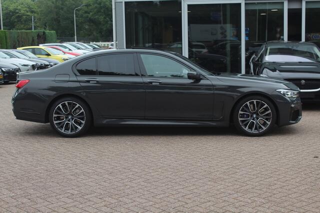 BMW 7-SERIE 745e High Exe. M Sport / Schuifdak / 360Camera / Head-up / Softclose / 20'' / Volleder / Nachtzicht / Laser LED / Stoelmassage 4x / Stoelventilatie 4x / Dodehoek / DAB / Navigatie / ACC