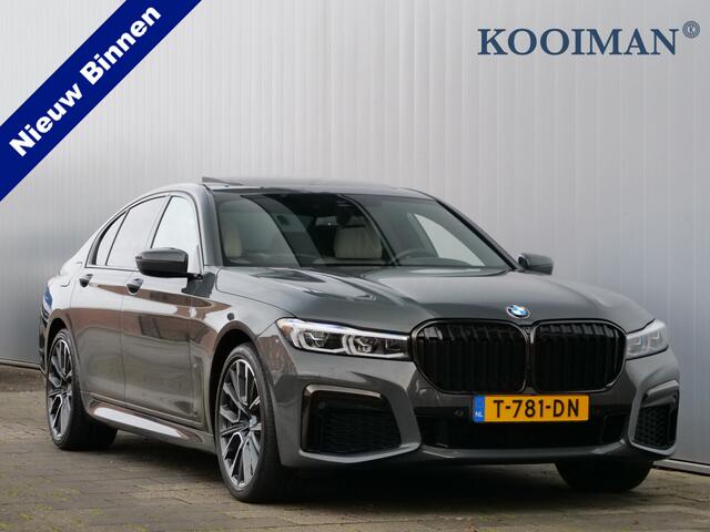 BMW 7-SERIE 745e High Executive 394 Pk Automaat Navi / Schuifdak / Camera / DAB / Leer / Apple Carplay / M-pakket