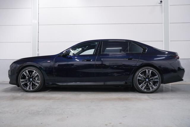 BMW 7-SERIE 750e xDrive M-Sport | Bowers & Wilkins | Massage | Skylounge | Tartufo Leder