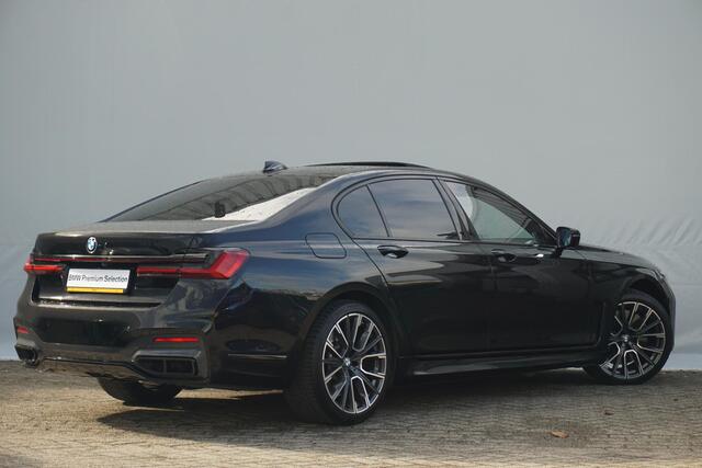 BMW 7-SERIE 750i xDrive High Executive | Schuif-kanteldak | Bowers & Wilkins | Achterasbesturing | Driving Assistant Professional | Rondomzicht camera's