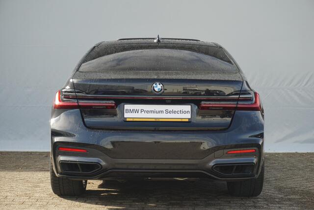 BMW 7-SERIE 750i xDrive High Executive | Schuif-kanteldak | Bowers & Wilkins | Achterasbesturing | Driving Assistant Professional | Rondomzicht camera's