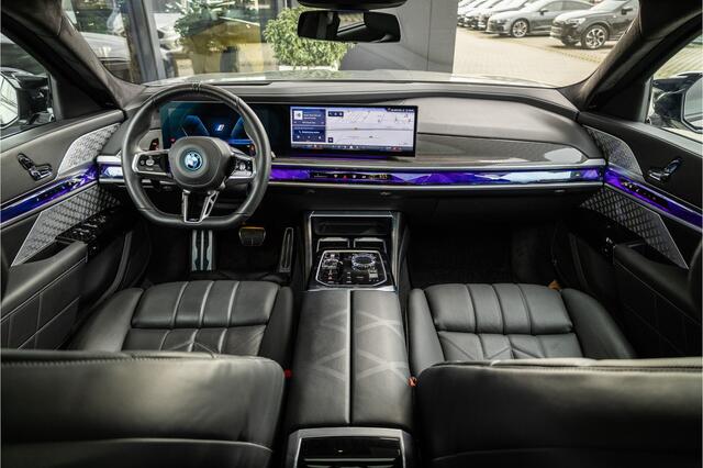 BMW 7-SERIE M760e xDrive - M Sport | Bowers & Wilkins | SkyLounge | Oxidgrau