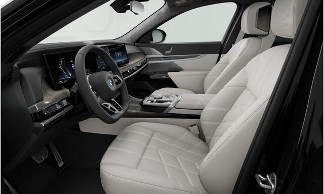 BMW 7-SERIE M760e xDrive | Verwacht Aug. 26