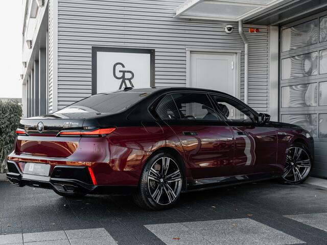 BMW 7-SERIE M760e xDrive | Rear Seat Entertainment l FULL PPF | Sky Lounge | Two tone | Bowers & Wilkins