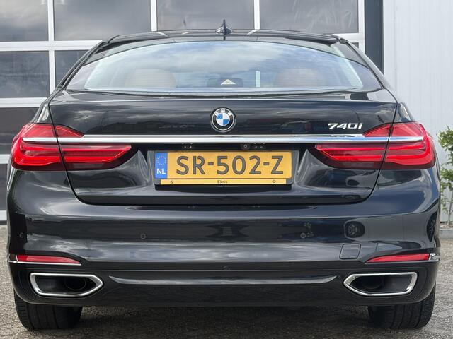 BMW 7-SERIE 740i High Executive 326pk | Achterasbesturing | Cruise control adaptief met stop&go | Dodehoek detector | Elektrisch glazen schuif-/kanteldak | Laser LED koplampen | Rondomzicht camera | Stoel ventilatie voor | Dealer onderhouden!