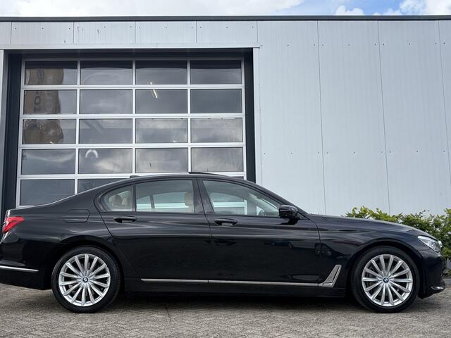 BMW 7-SERIE 740i High Executive 326pk | Achterasbesturing | Cruise control adaptief met stop&go | Dodehoek detector | Elektrisch glazen schuif-/kanteldak | Laser LED koplampen | Rondomzicht camera | Stoel ventilatie voor | Dealer onderhouden!
