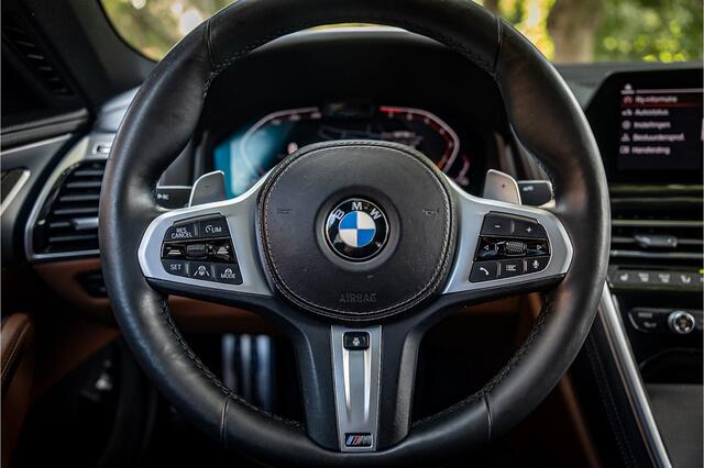 BMW 8-SERIE Gran Coupé 840i xDrive M Sport Frozen Grey Individual Achterasbesturing Soft Close Laser Panorama