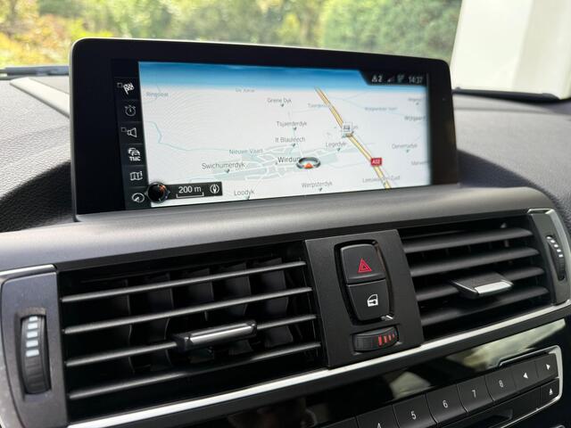 BMW M2 F87 | Origineel | Handgeschakeld | Harman-Kardon | Stoelverwarming | ConnectedDrive | Navi | Climate & Cruise Control |