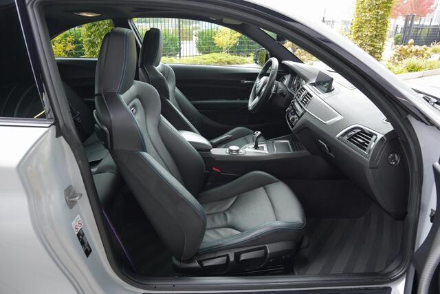 BMW M2 Competition 411pk DCT Coupé |Track pack|M-performance carbon|schuif/kantel|20" Wheelforce||Harman&Kardon|Apple Carplay|stoelverwarming|