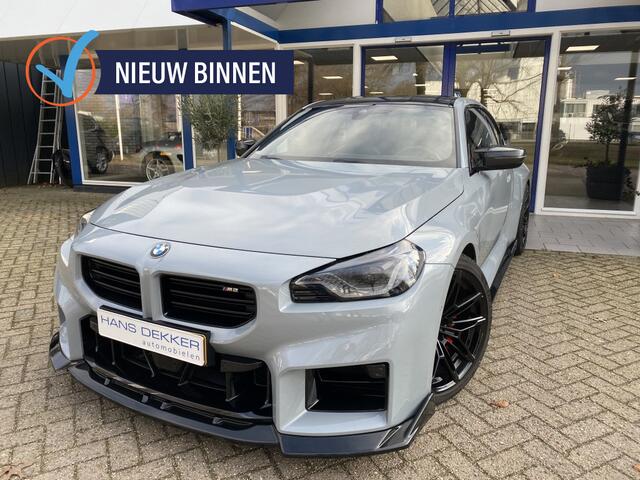 BMW M2 2-serie Coupé Akrapovic / Carbon /H&K /Head-Up/ M-Zetels+Memo/ 19-Inch/ Led
