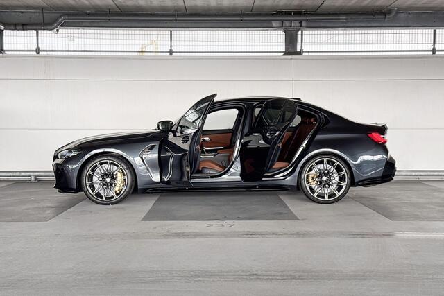 BMW M3 Sedan xDrive Competition | Selections