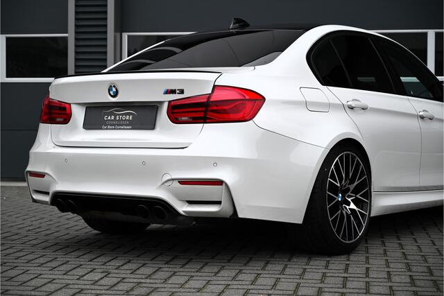 BMW M3 3-serie DCTA LCI / CARBON / HARMAN KARDON / LEDER / MEMORY / DODE HOEK DETECTIE / DEALERONDERHOUDEN