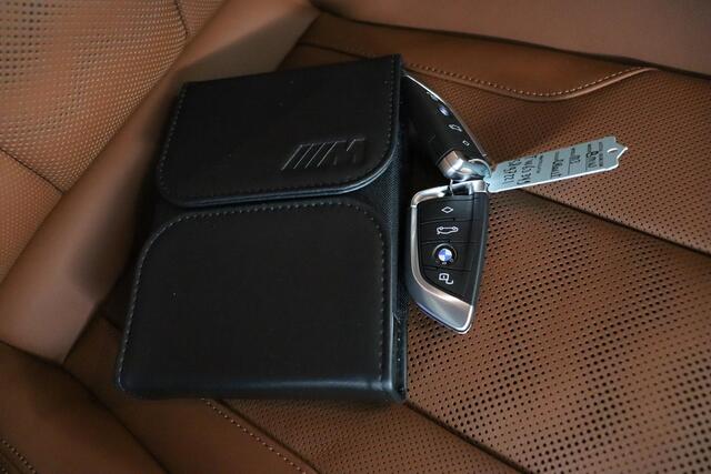 BMW M3 Competition M Drive Professional | M Sportdifferentieel | M Driver's Pack | Innovation Pack |