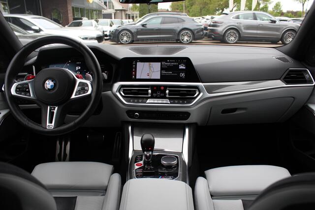 BMW M3 3-serie Competition / 360Camera / Carbon / Head-up / Keyless / Leder / 19'' / CarPlay / Dealer onderhouden / Stuur+Stoelverwarming / Dodehoek / DAB / ACC