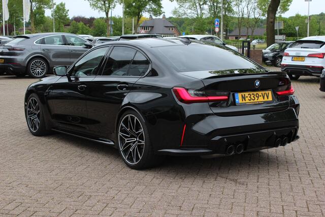 BMW M3 3-serie Competition / 360Camera / Carbon / Head-up / Keyless / Leder / 19'' / CarPlay / Dealer onderhouden / Stuur+Stoelverwarming / Dodehoek / DAB / ACC